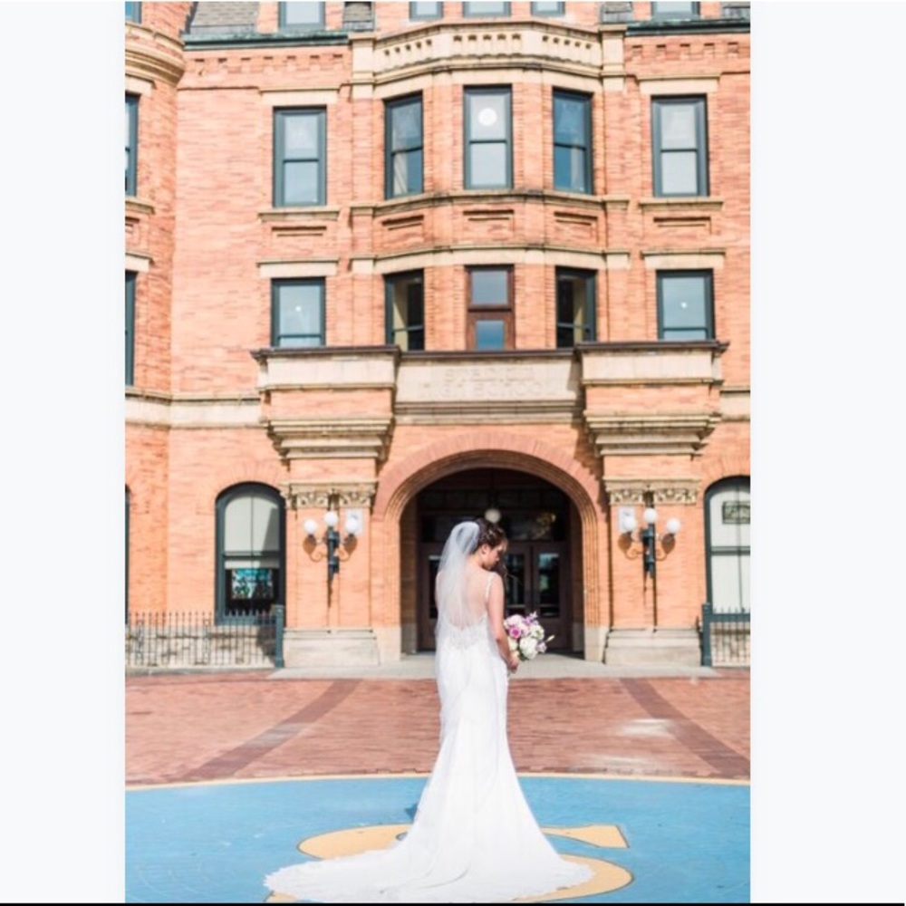 Martina Liana Wedding Dress - Picture 6 of 6